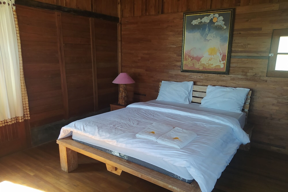 Villa Joglo Paris Yogyakarta