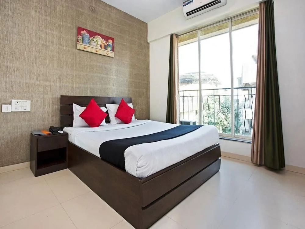 Iris Suites
