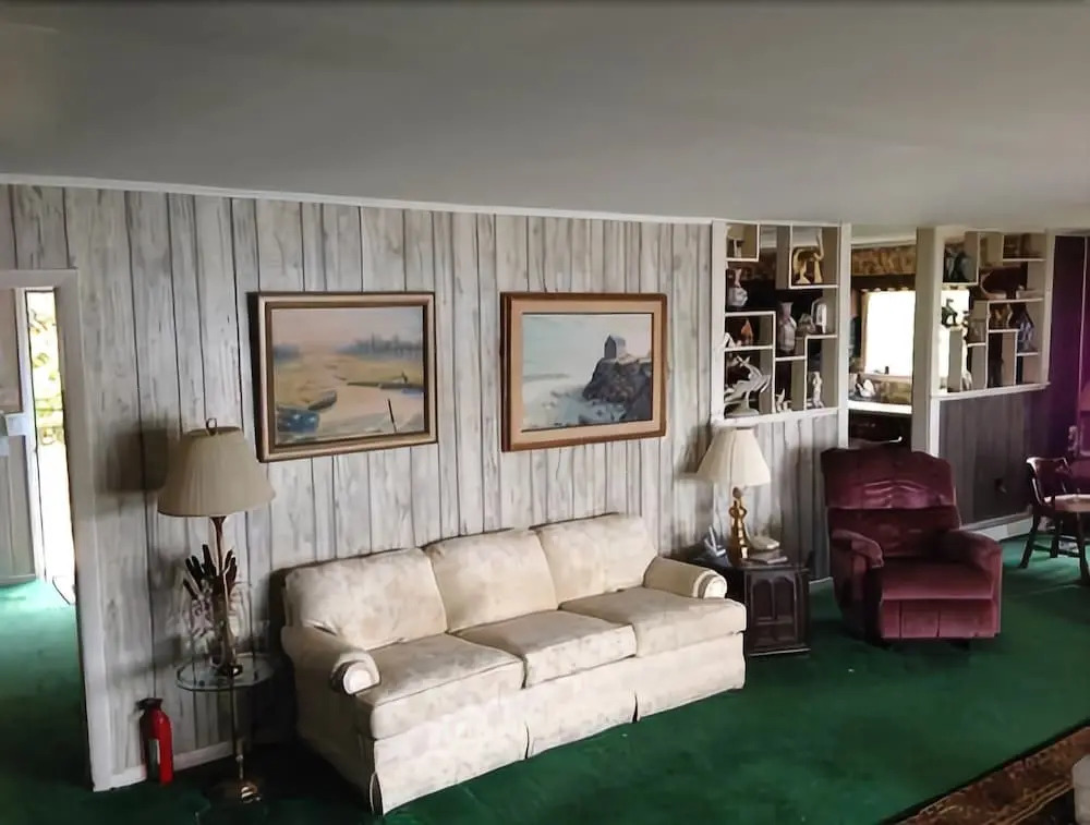 Shangri-La - Four Bedroom Home