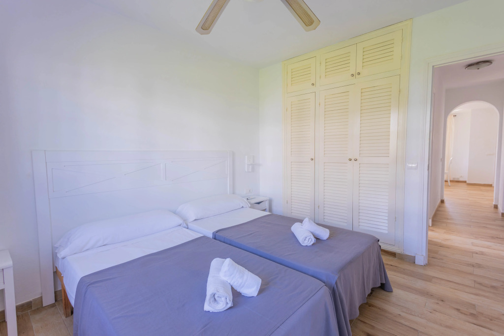 Apartamentos Son Bou Gardens By MENORCARENTALS