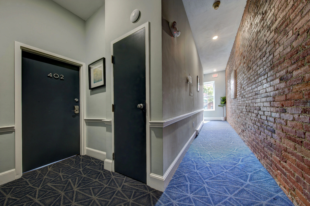 Awesome studio in South End with wifi and parking