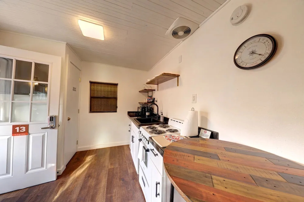 The Seaview Cottages