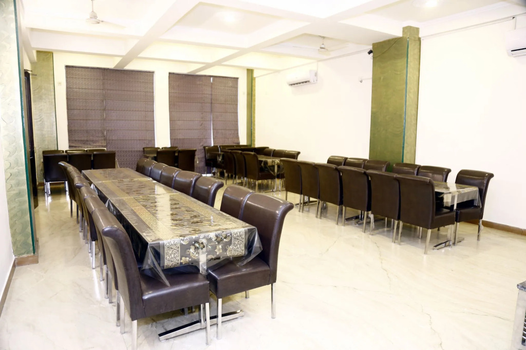 Hotel City Centre Inn Near Nizamuddin Railway Station