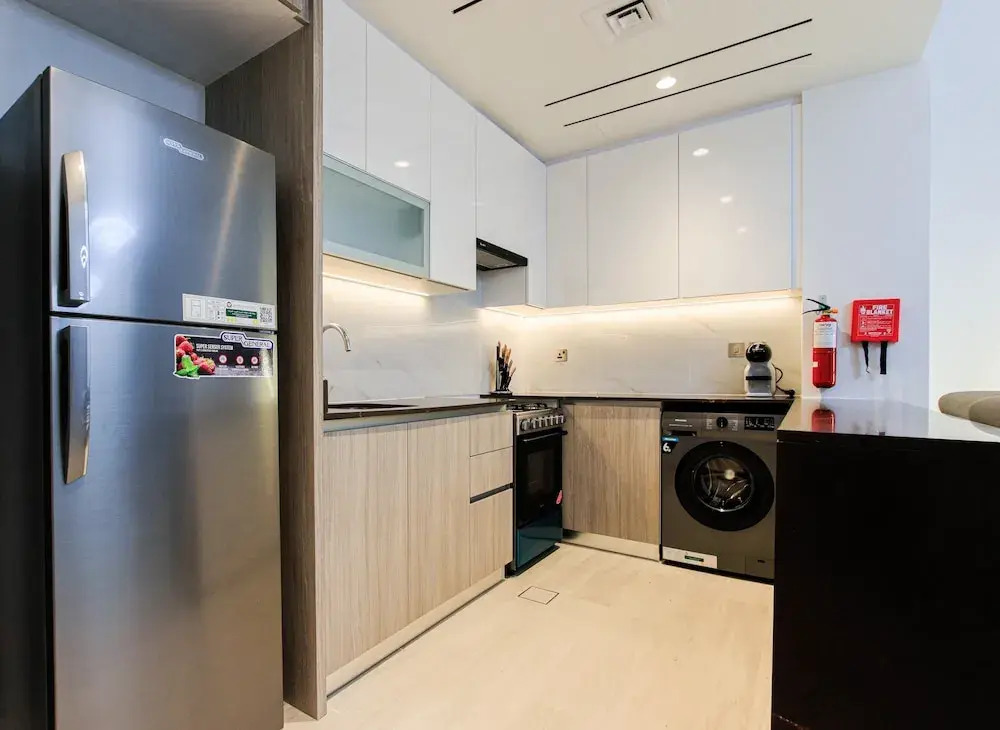 Stylish Stu in Medore Modern Amenities
