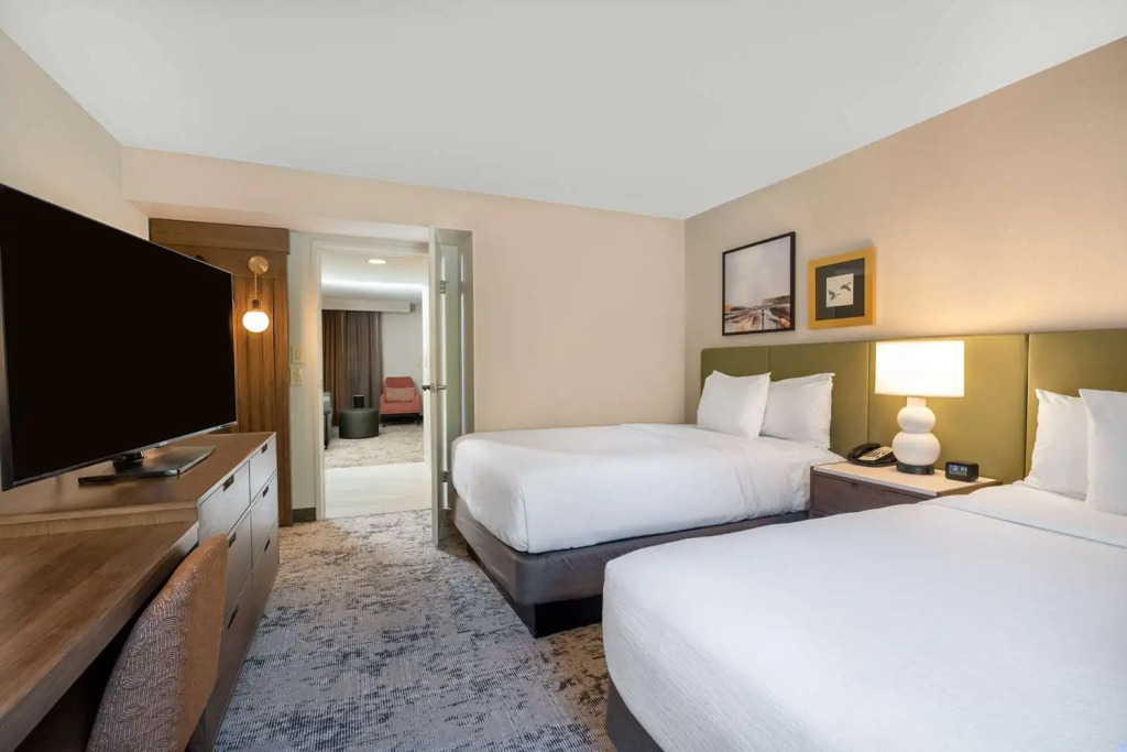 Embassy Suites by Hilton Memphis East Germantown Area