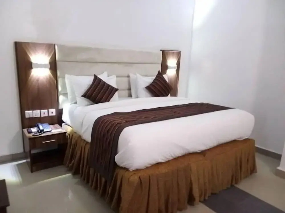 Mamma Chare Hotel