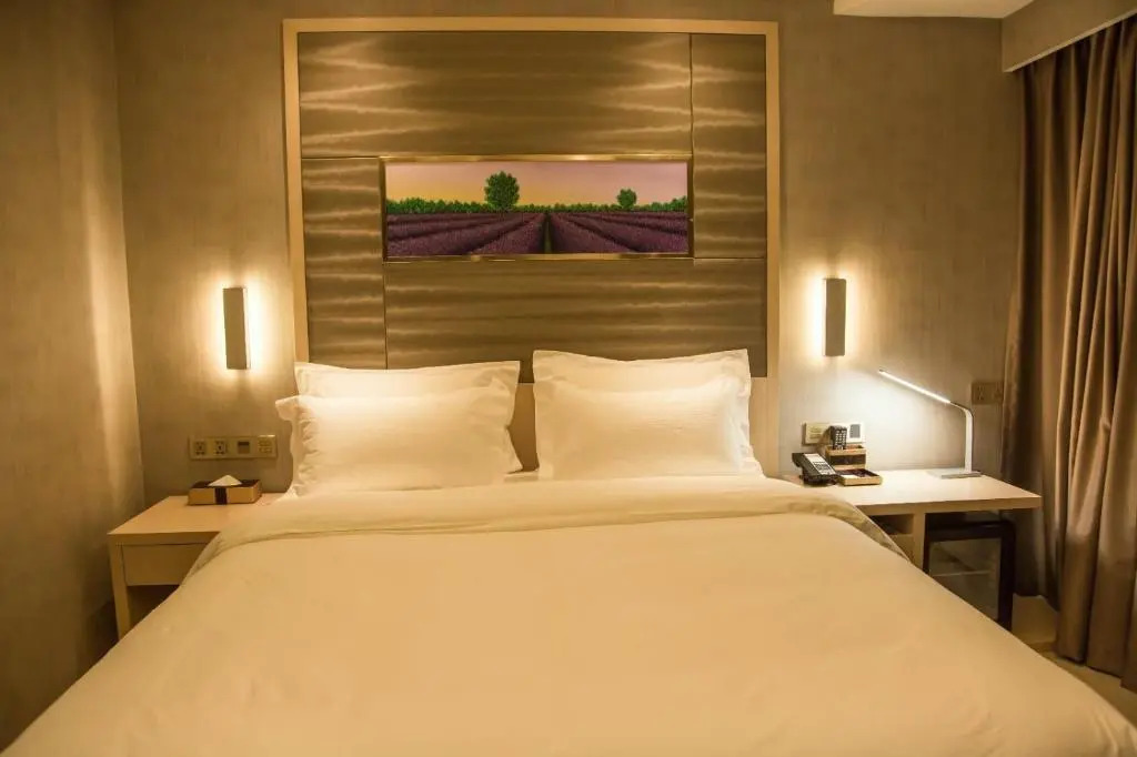Lavande Hotels Xianning Tonghui Plaza