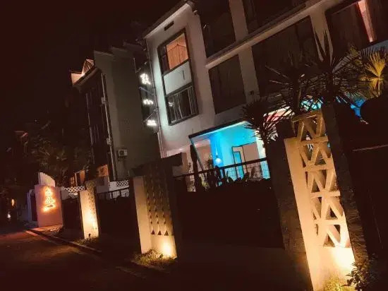 ease up Guesthouse