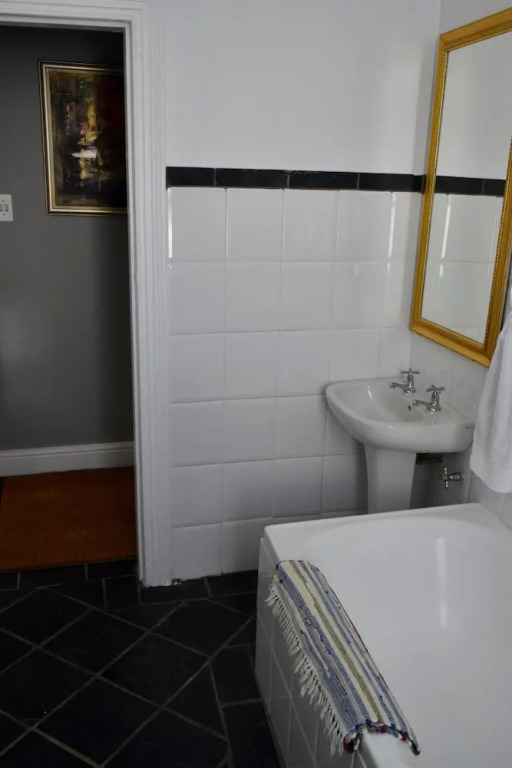 Westwood Apartment in Sea Point
