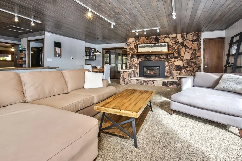 Hilltop - Serenity Bay Resort 2 Bedroom Cabin