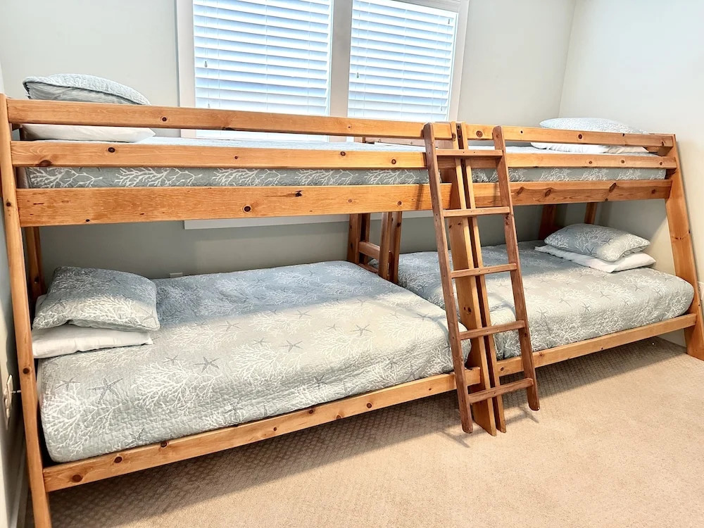 camp David 4 Bedrooms 2.5 Bathrooms Cottage