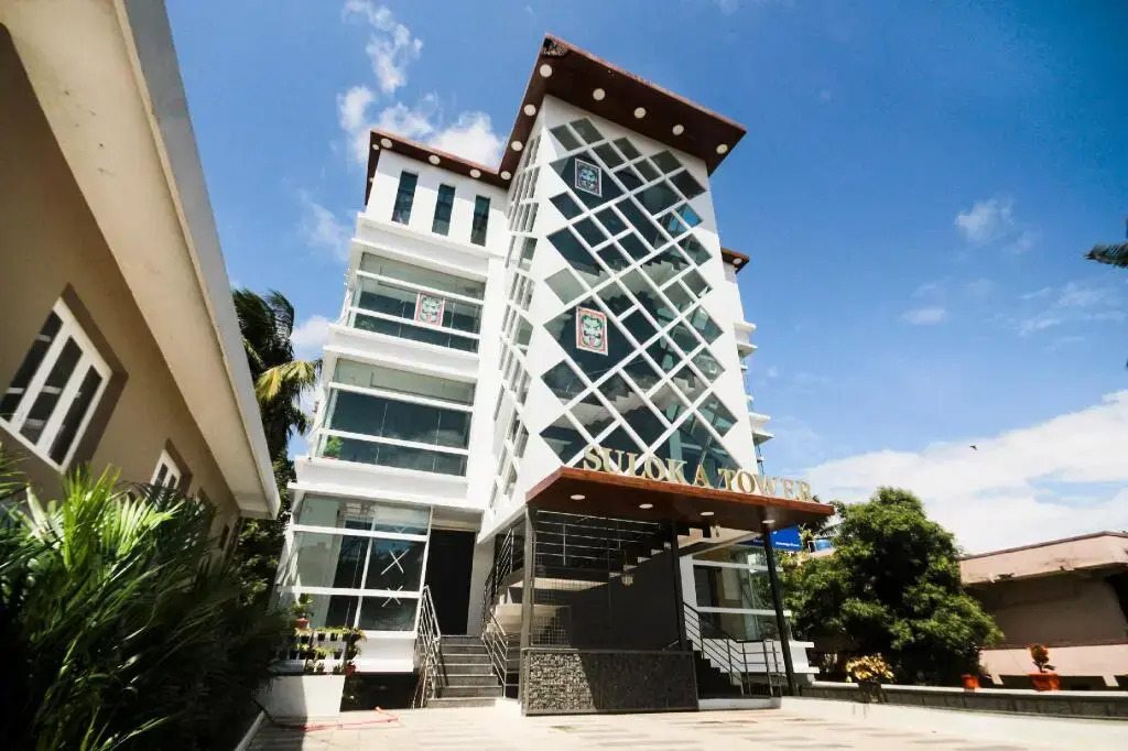 Suloka Tower by OYO Rooms