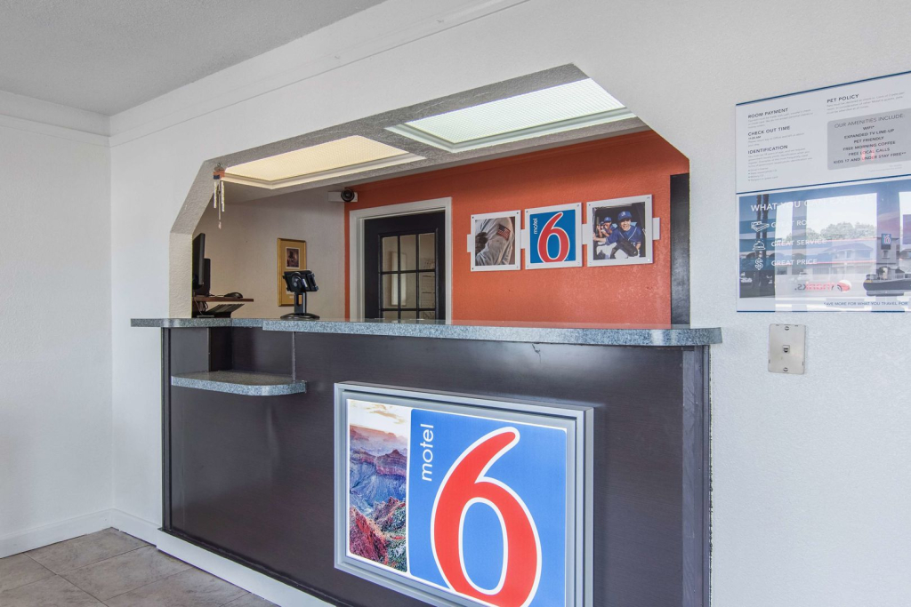 Motel 6-Hope, AR