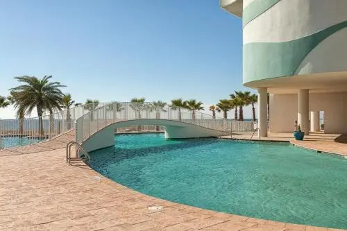 Turquoise Place Unit 404C