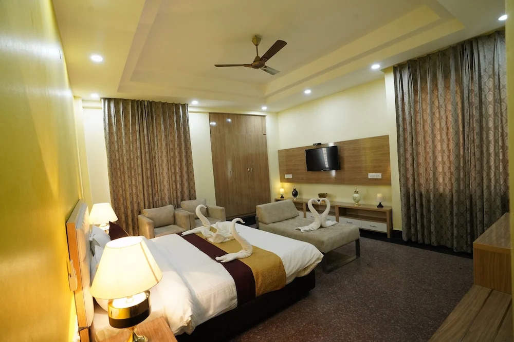 Hotel SKS Grand Palace-Vrindāvan