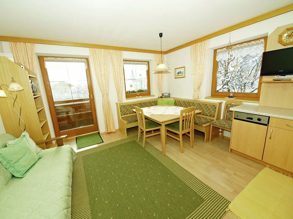 Fabulous Apartment in Strass im Zillertal With Mountain View
