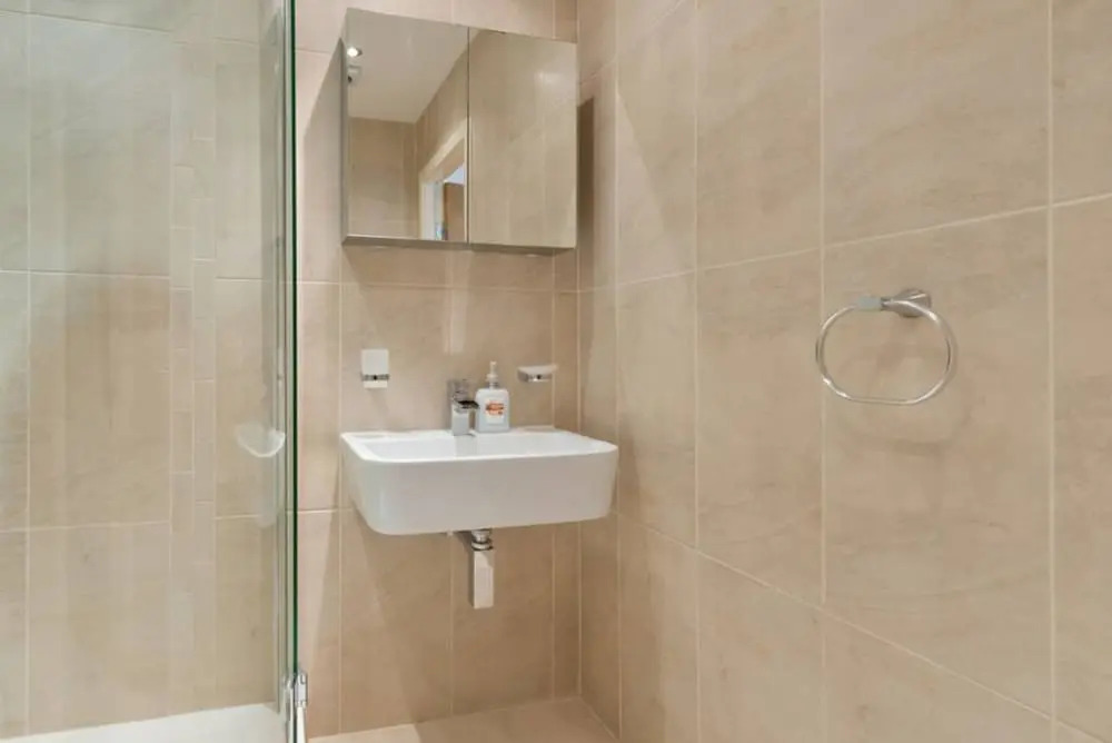 Dual-aspect 2 Bedroom Apartment