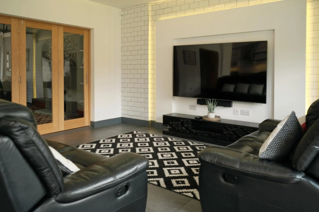 Modern Spacious House