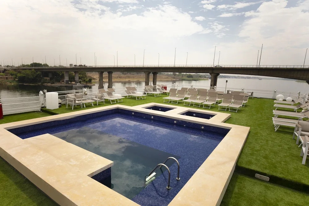 MS Semiramis II Nile Cruise, from Luxor or Aswan