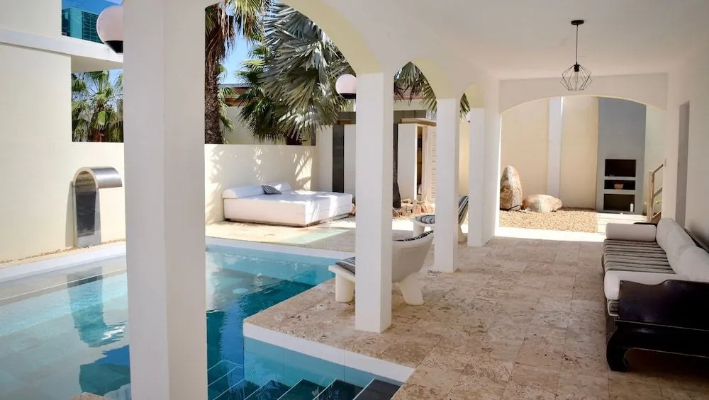 Villa Thalis