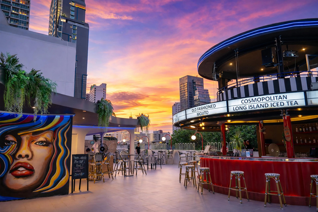 Radisson Suites Bangkok Sukhumvit
