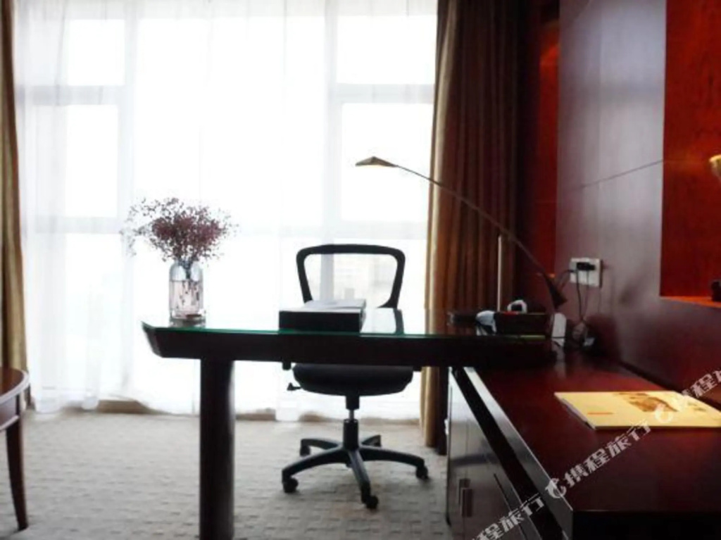 Wujiazui International Hotel