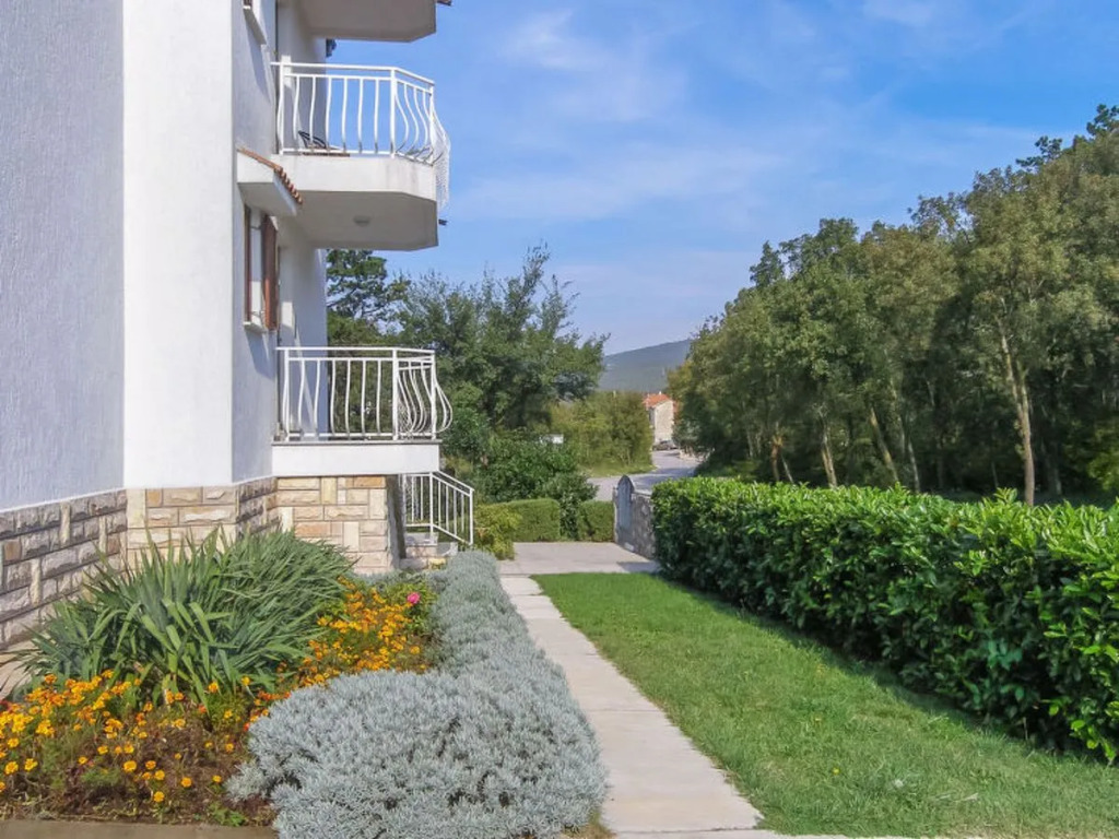 Apartment Fuma St.Georges-de-Montclard 39435