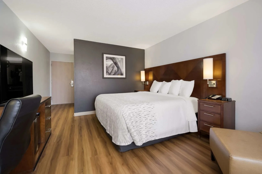 Econo Lodge Rockford Casino Area