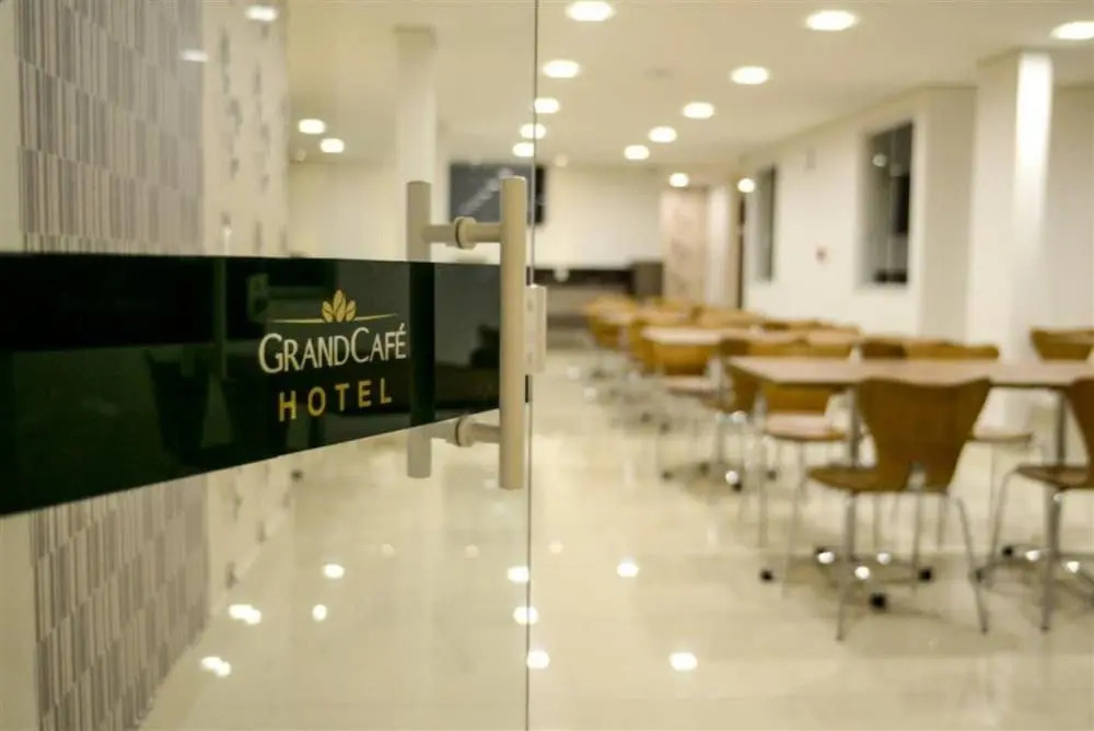 Grand Café Hotel