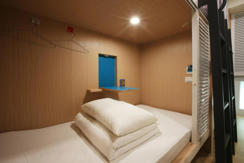 Loosha Hostel