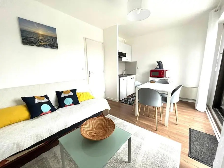 Cosy House At 2mn From The Beach Of Sainte Cécile