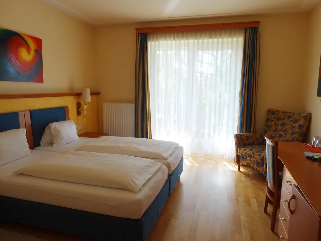 Hotel Locker & Legere - Self Check-in am Wochenende