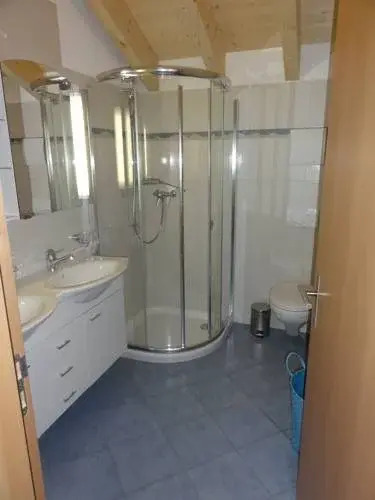 Bella Vista / Mönch - INH 25646