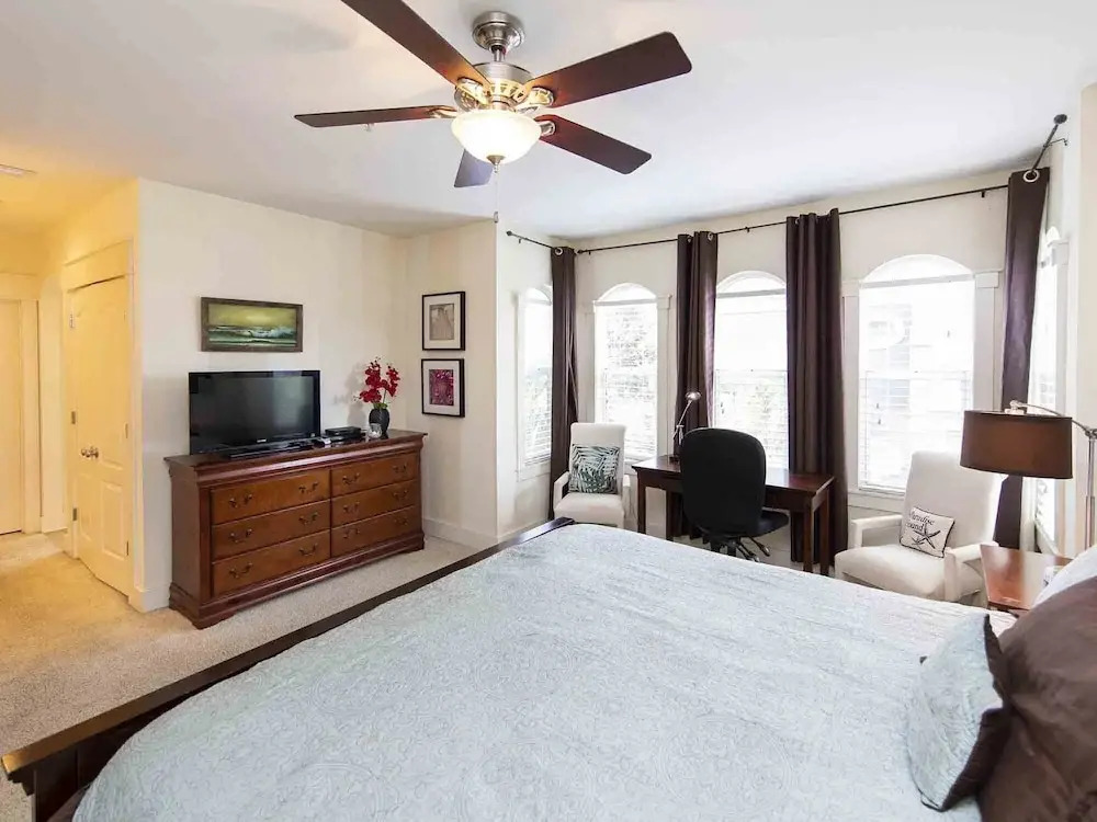 Seaview Villas #301b