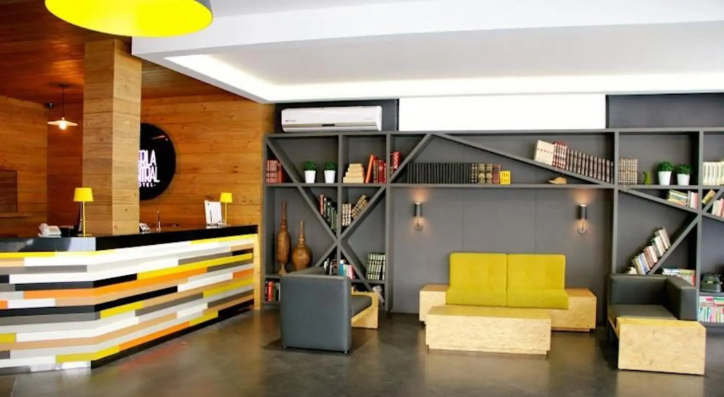 Hotel Perla Central