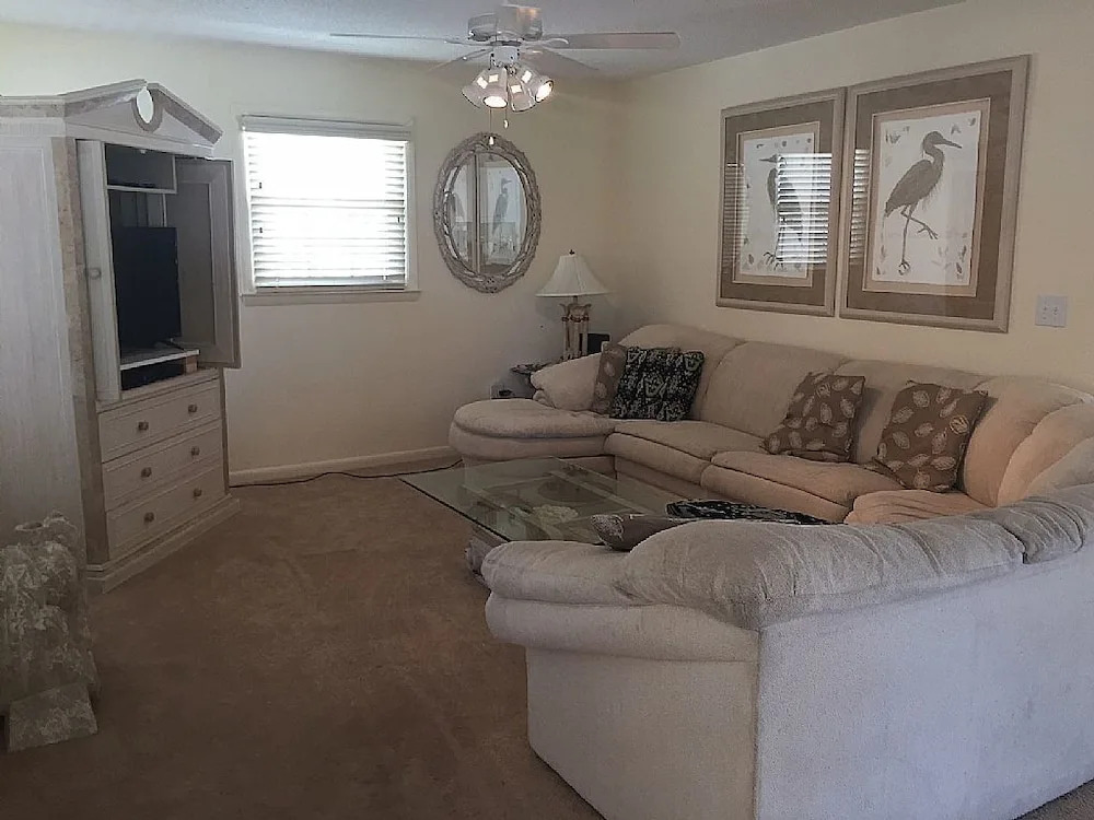 Sunlight - 4 Br Home