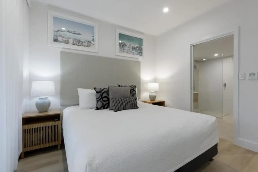 Mandalay Luxury Beachfront Apartments