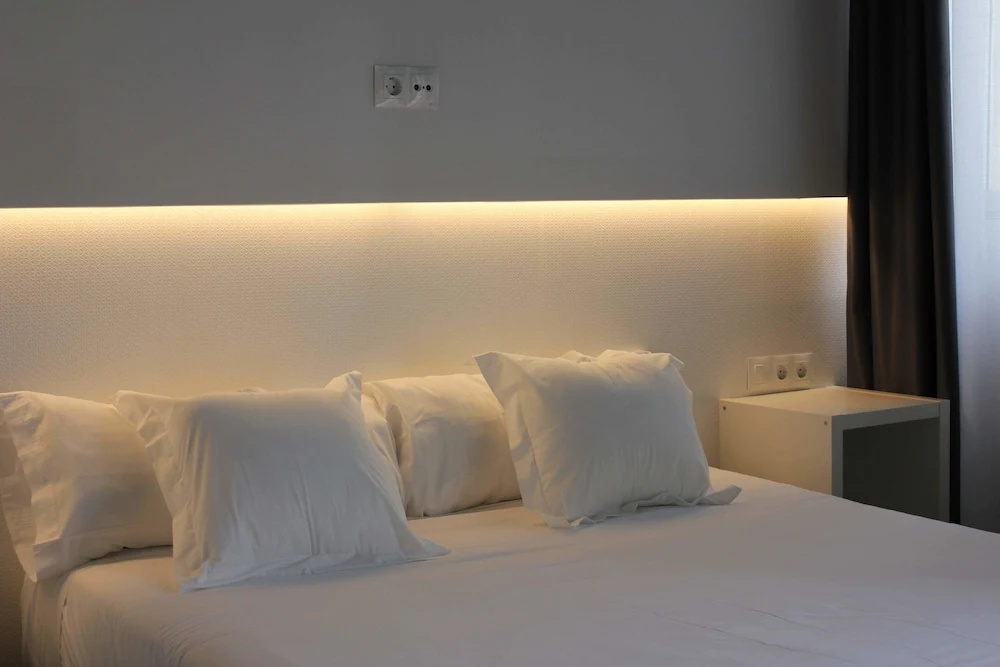 Boutique Creative Rooms