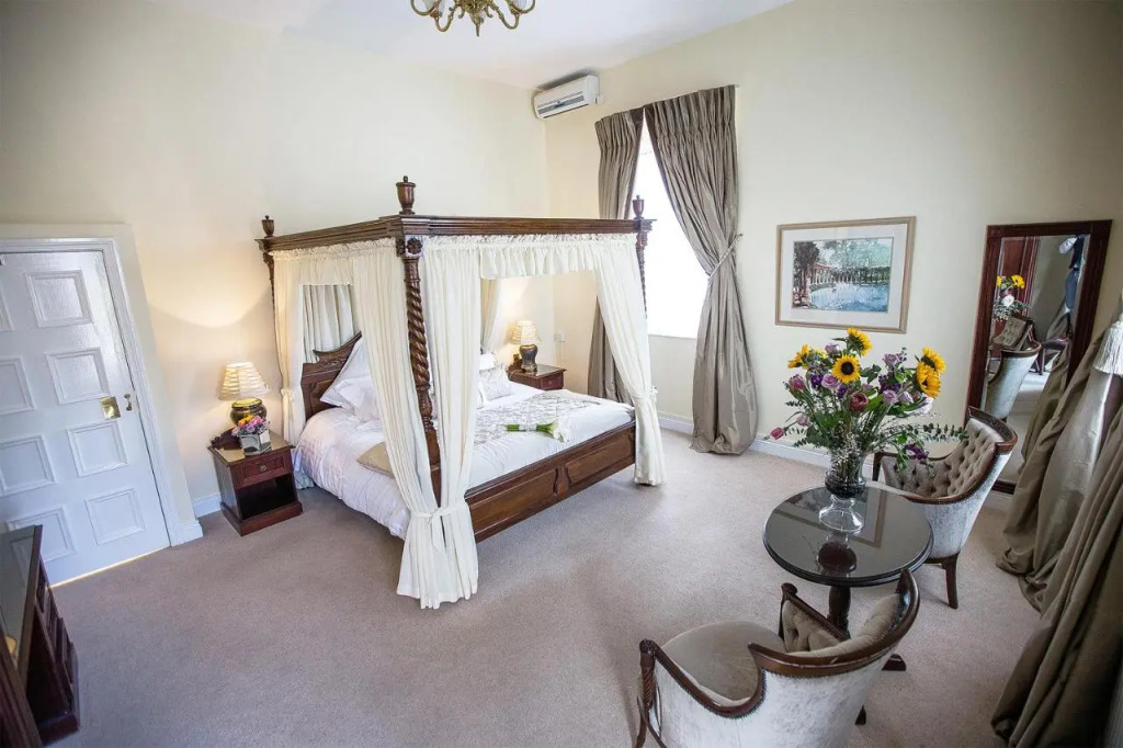 Tullyglass House Hotel