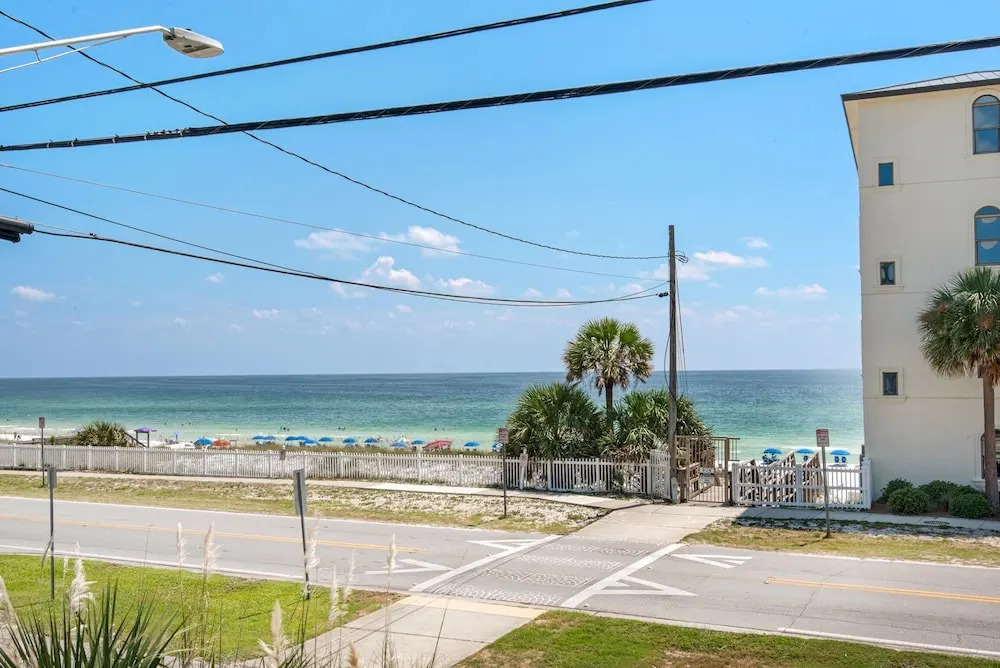 Beach Pointe 101