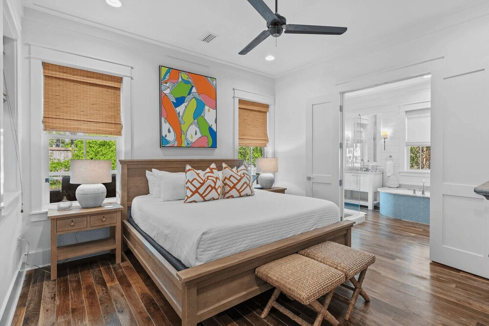 Watercolor 75 by Avantstay Luxury Private Pool + Bonfires