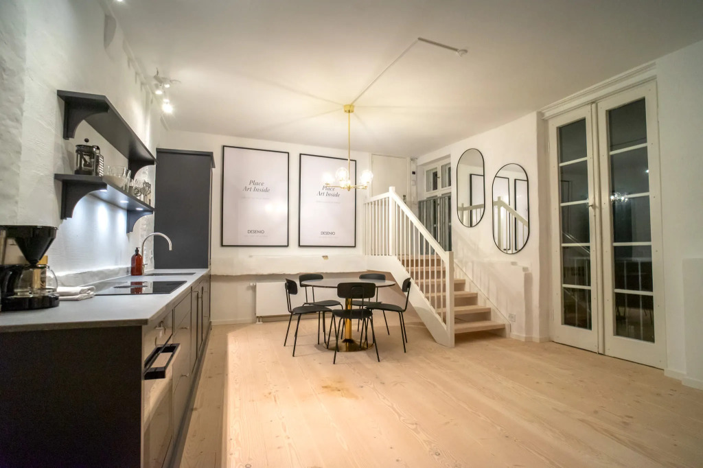 ★Beautiful Charismatic Apt. Heart of Copenhagen★
