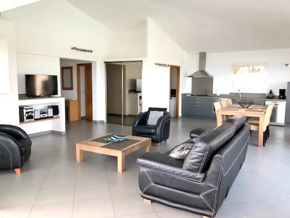 Villa with 5 Bedrooms in Sainte-Lucie de Porto-Vecchio, Zonza, with Private Pool, Enclosed Garden And Wifi - 150 M From the Beach