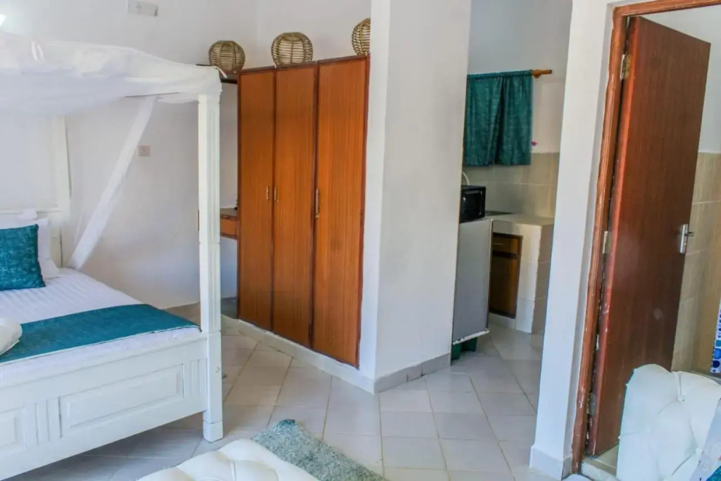 SeaEsta studio Shanzu Serena
