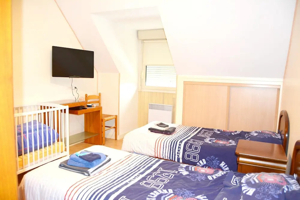 House With 2 Bedrooms in Plomelin, With Enclosed Garden and Wifi - 14