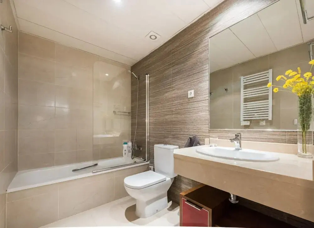 Spain Select San Joaquin Apartments