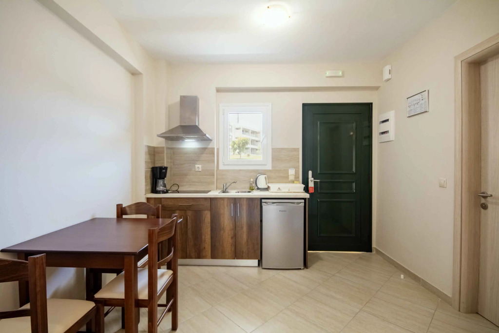 Robolla Beach Aparthotel