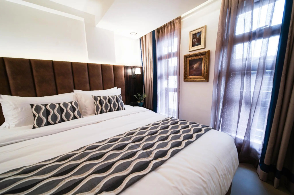 UNWND Boutique Hotel Makati