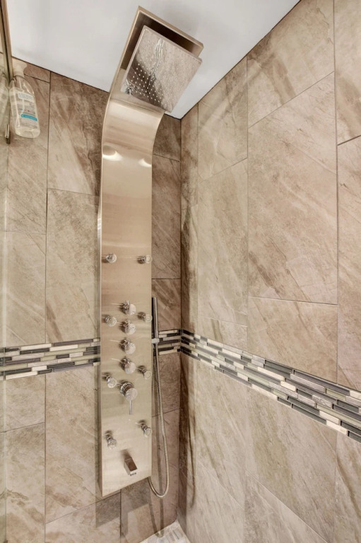 Renovated 2 Bdrm 2 Bath Condo las Vegas Strip 1 Gb Internet
