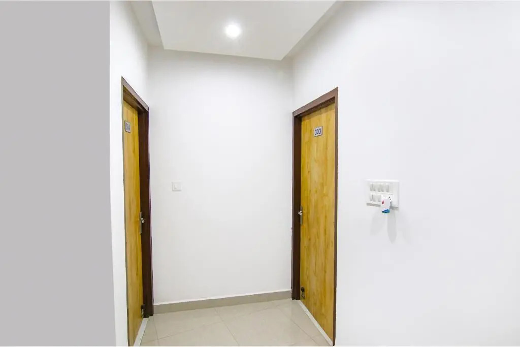 FabHotel Sierra Inn